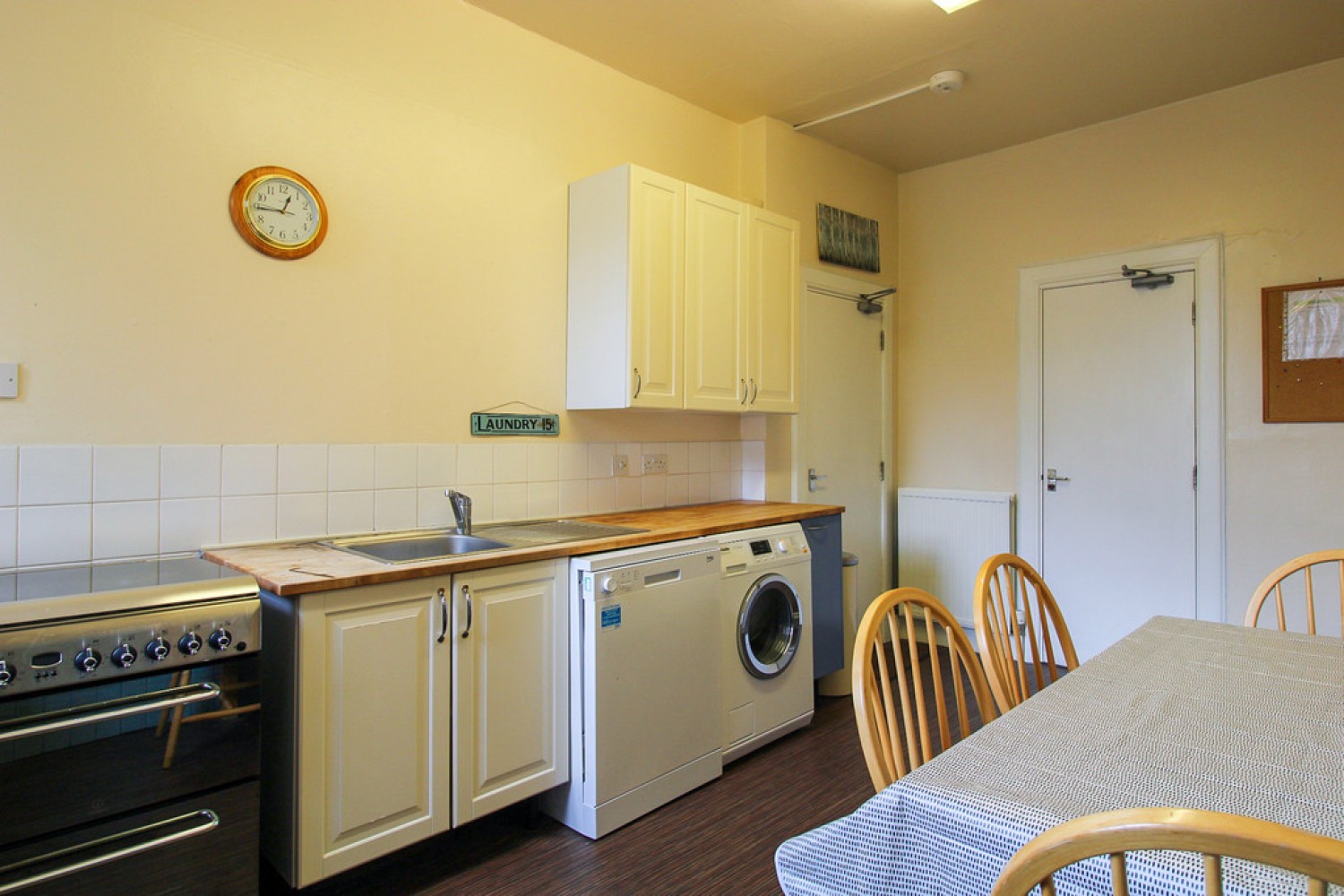 3 bedroom Flat for Letting Summerfield Terrace, AB24