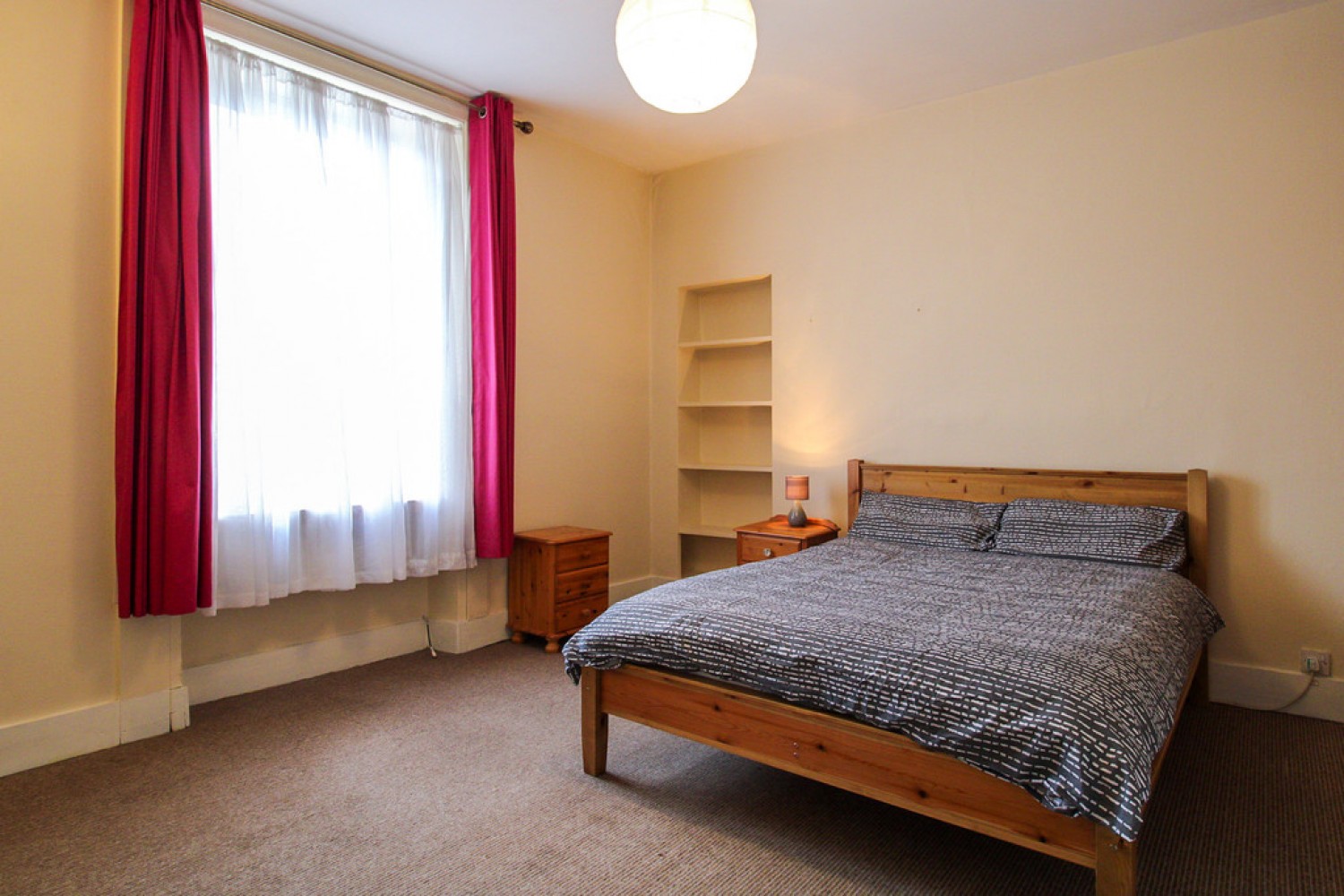 3 bedroom Flat for Letting Summerfield Terrace, AB24