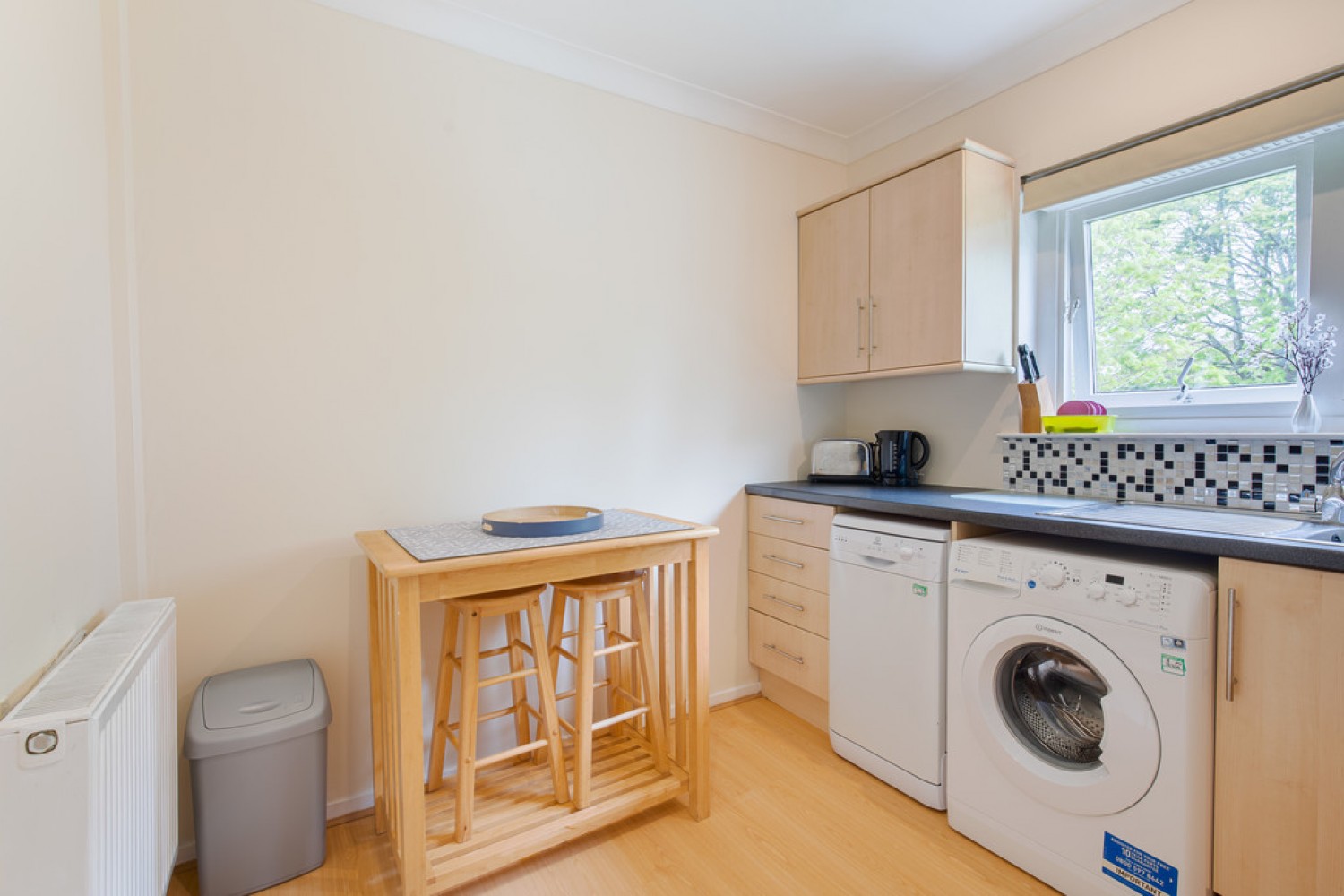 1 bedroom Flat for Letting Castleton Drive, Aberdeen