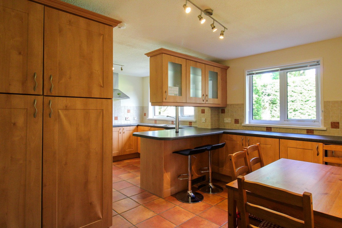 Cairnlee Avenue East, AB15