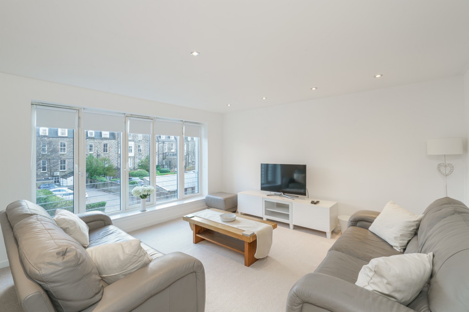 2 bedroom Flat for Letting Dempsey Court, Aberdeen