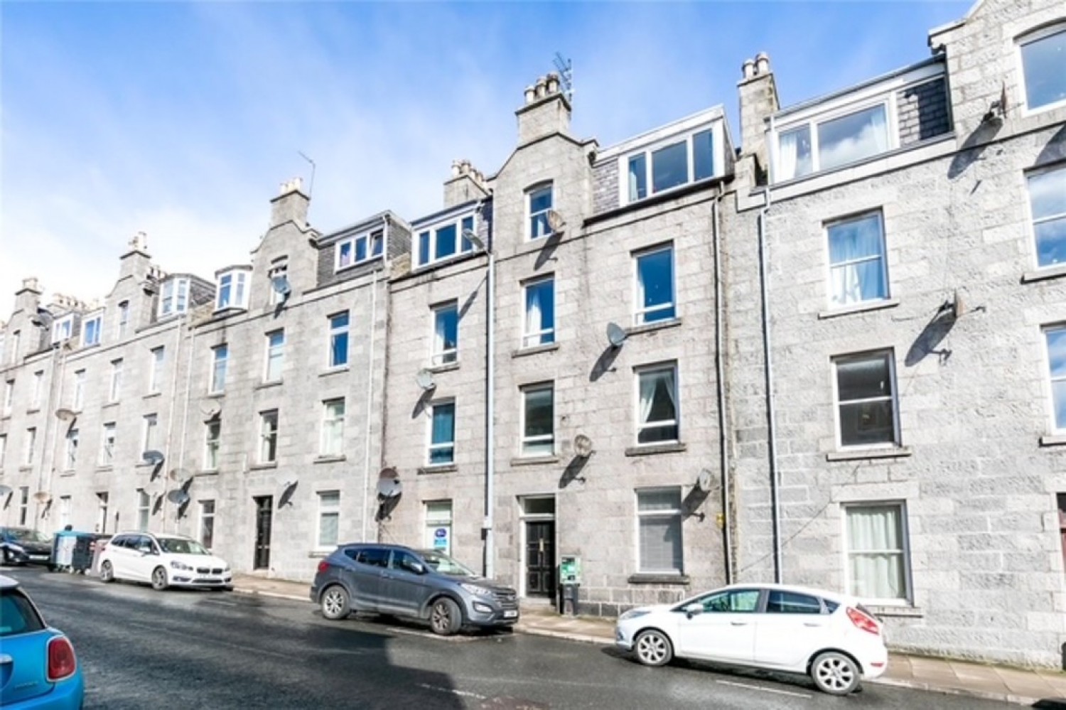 Esslemont Avenue GFL, Aberdeen