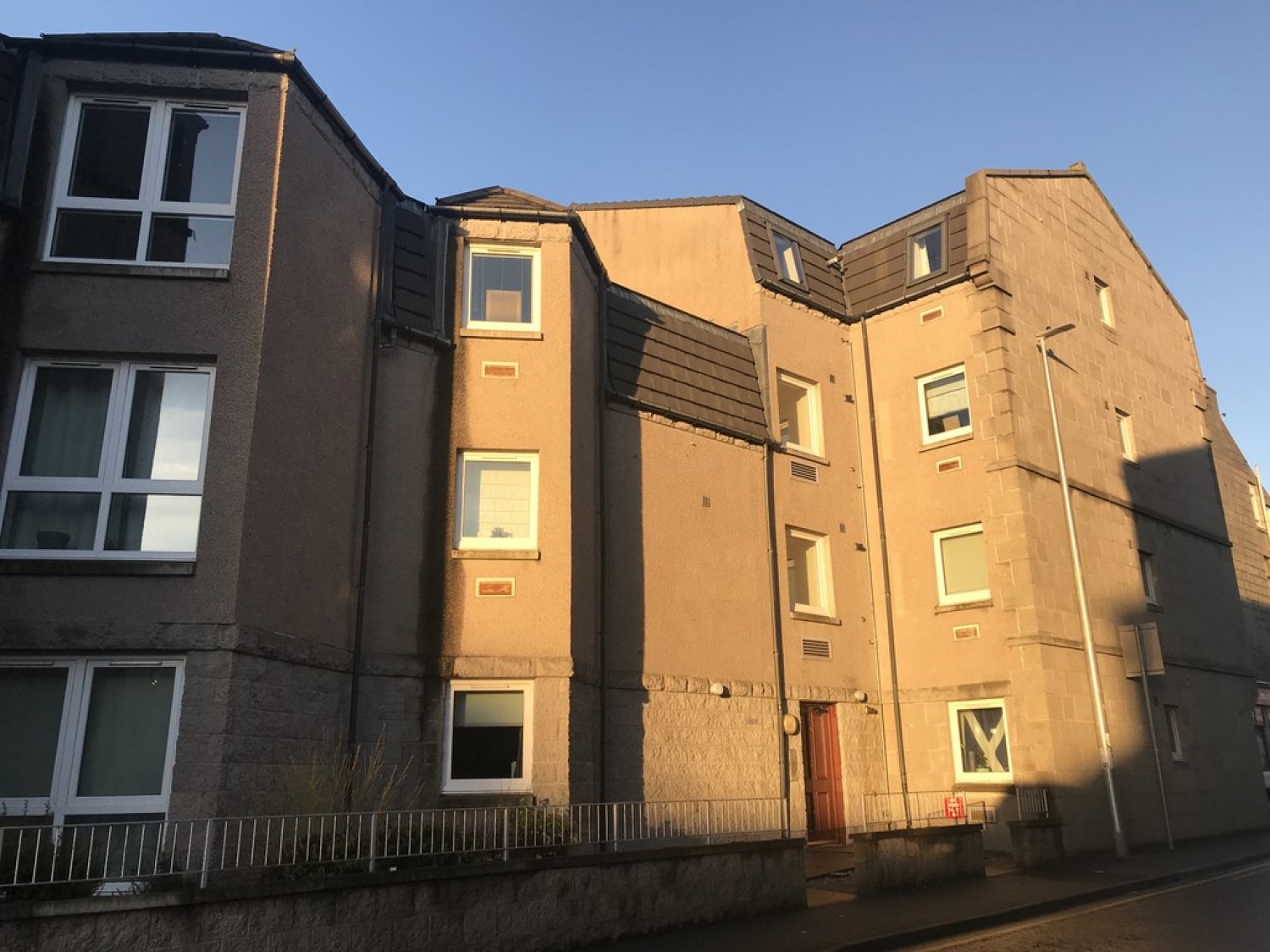 2 bedroom Flat for Letting Fraser Place, Aberdeen