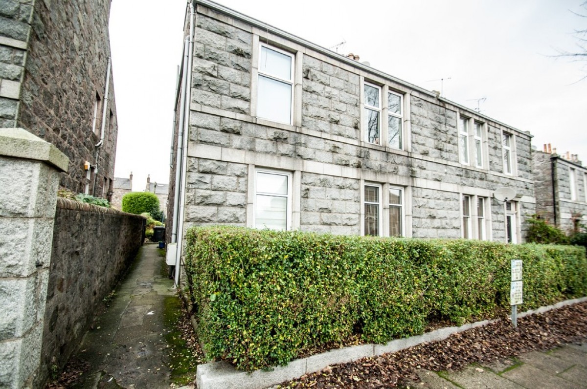 Cairnfield Place, Midstocket, AB15