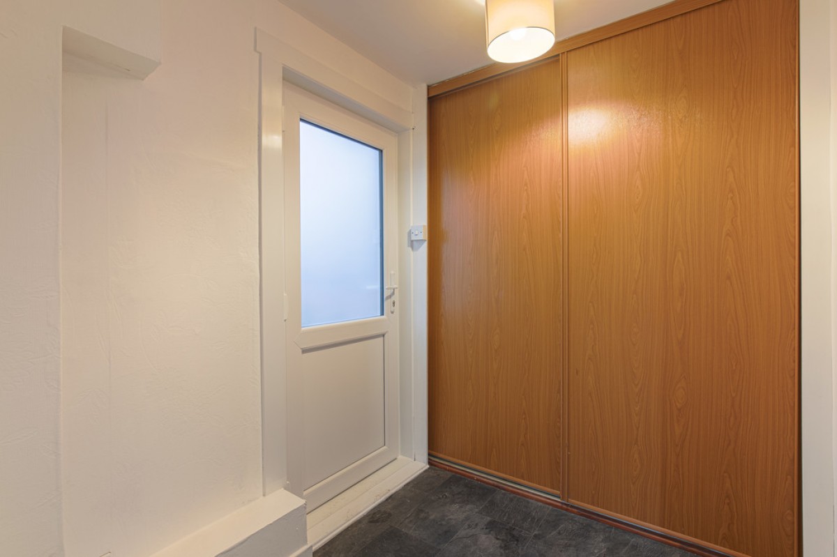 Morrison Drive, AB10