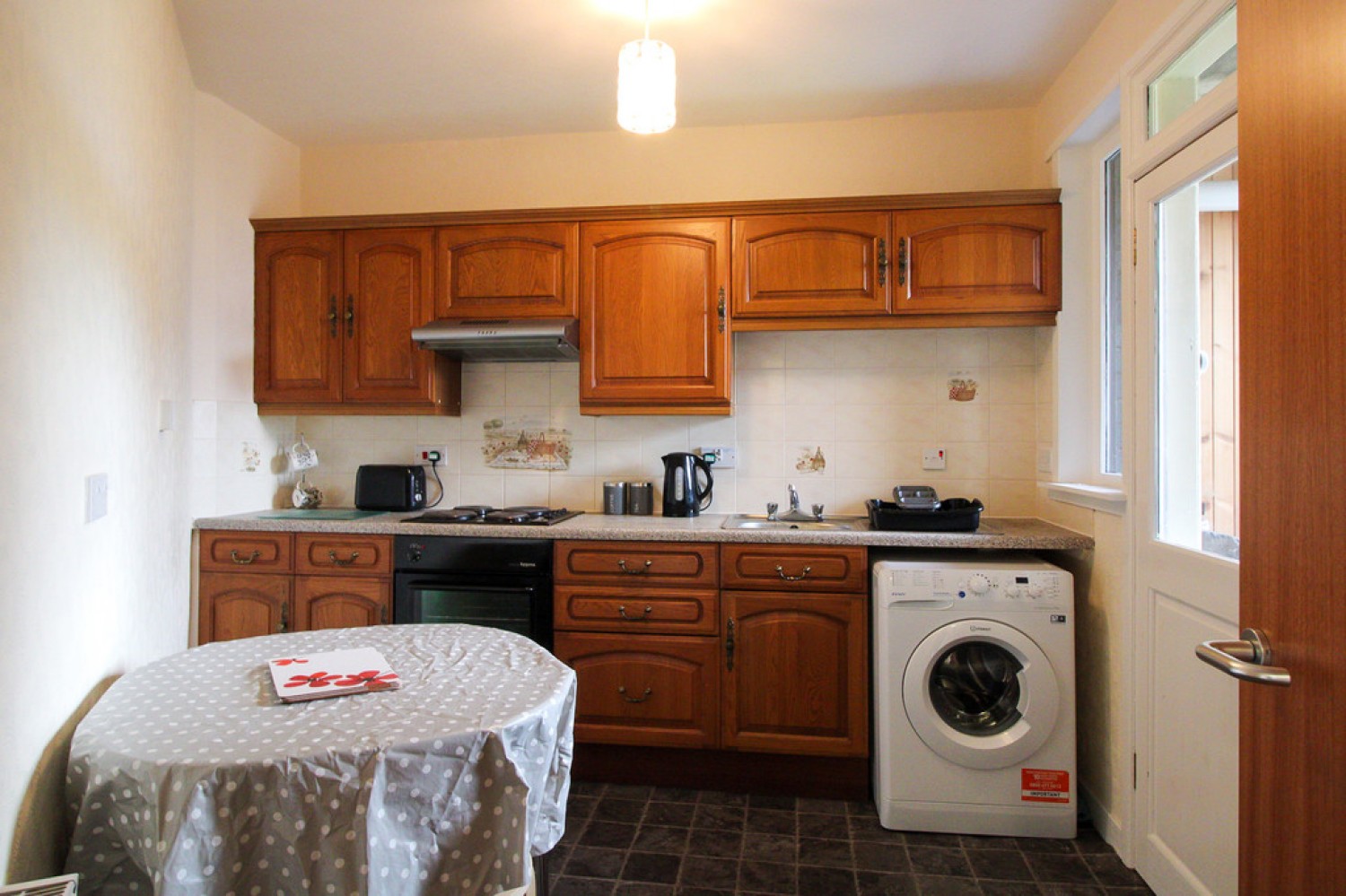 3 bedroom Flat for Letting Roslin Street, Aberdeen