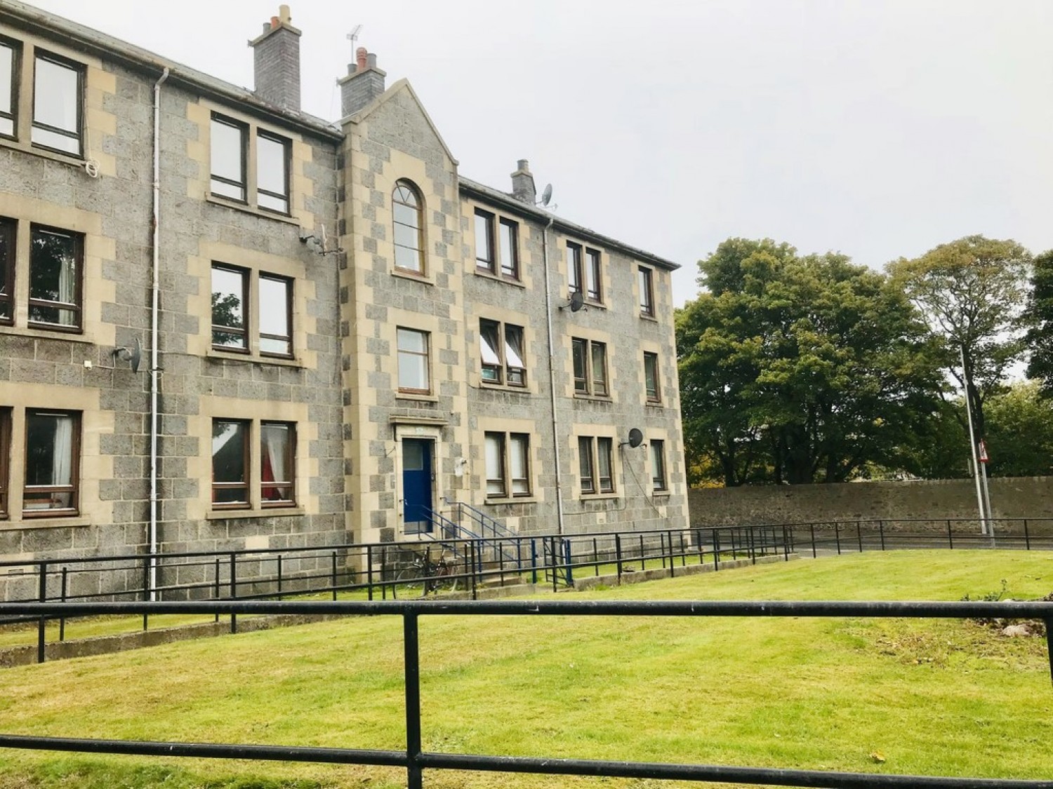 3 bedroom Flat for Letting Roslin Street, Aberdeen