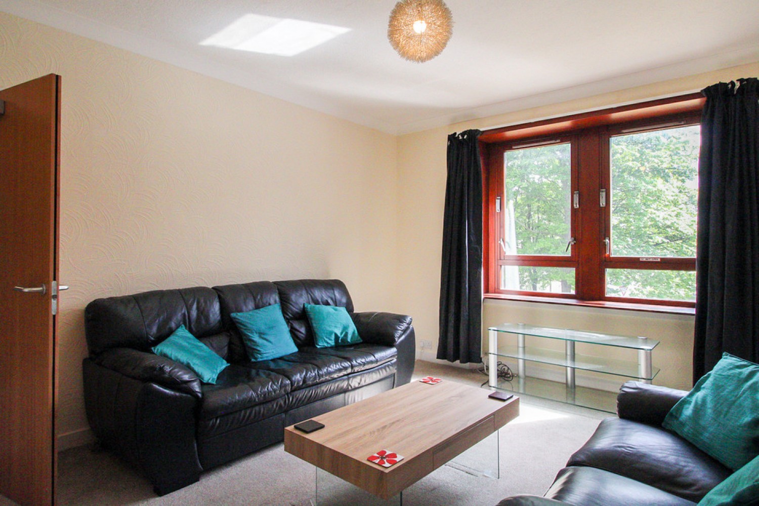 3 bedroom Flat for Letting Roslin Street, Aberdeen