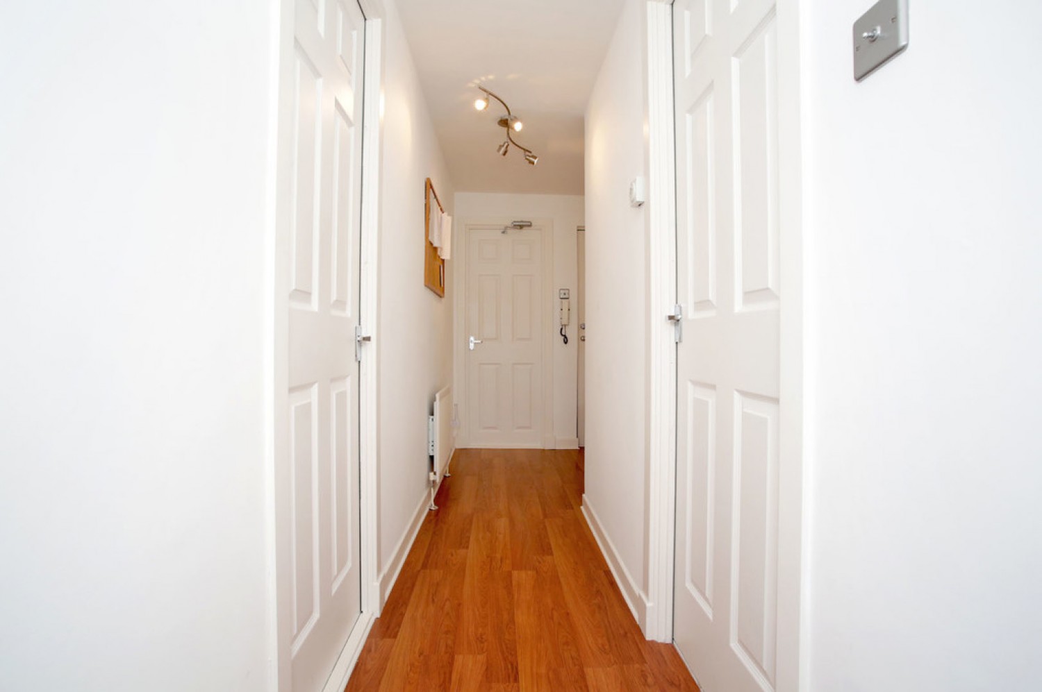3 bedroom Flat for Letting Morrison Drive, Aberdeen
