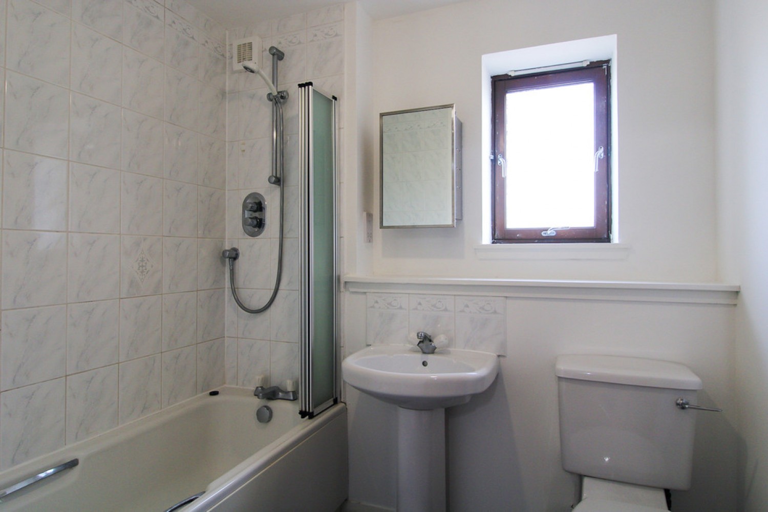 3 bedroom Flat for Letting Links View, Aberdeen