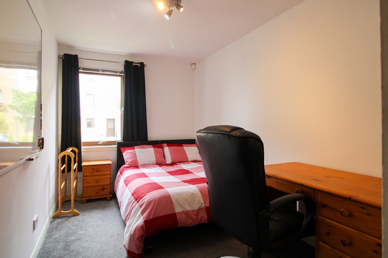 3 bedroom Flat for Letting Links View, Aberdeen