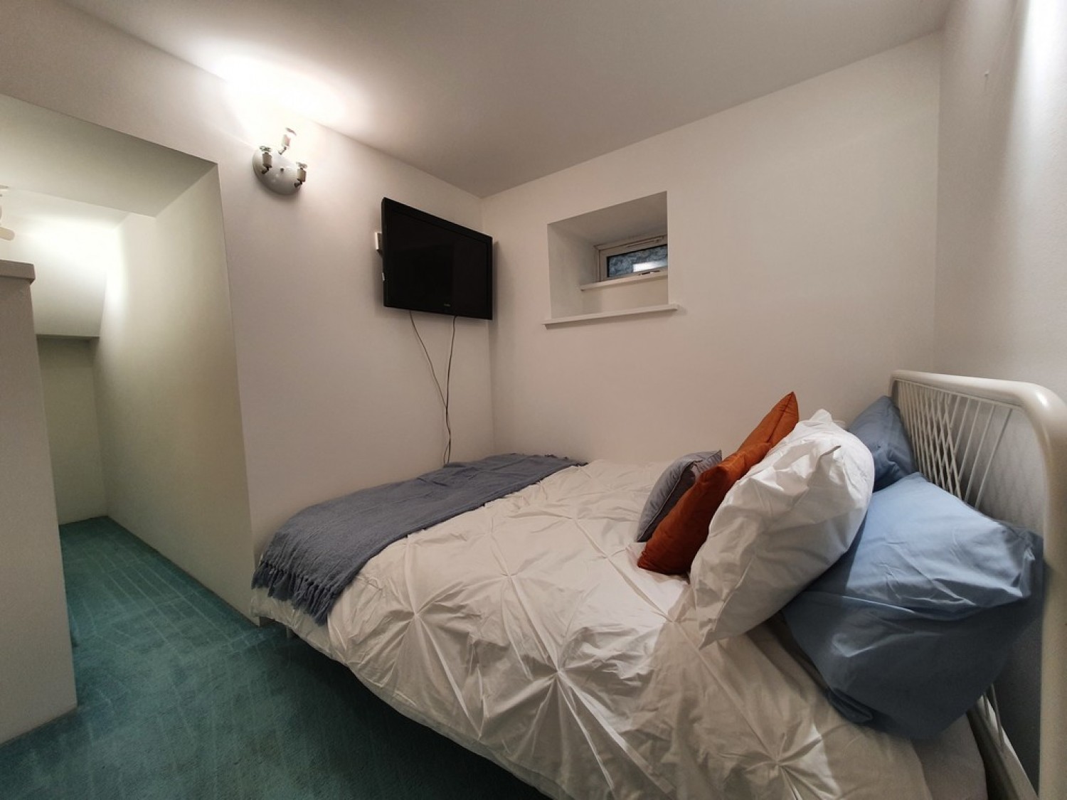 Crown Street Flat B, Aberdeen
