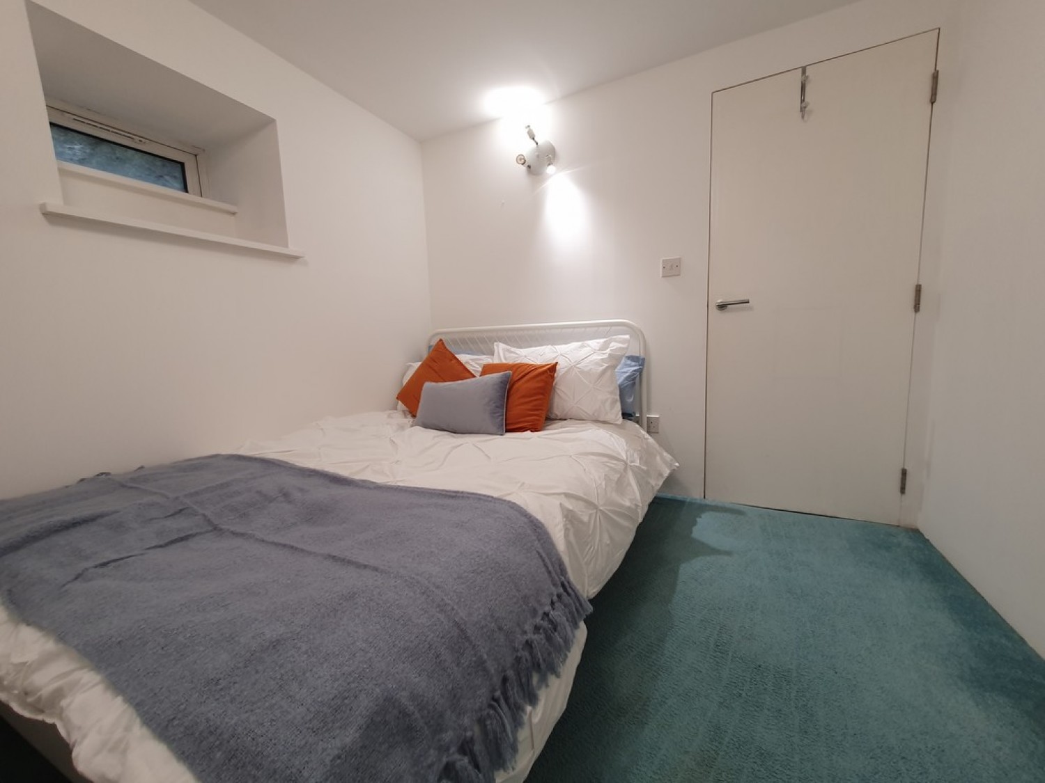 Crown Street Flat B, Aberdeen