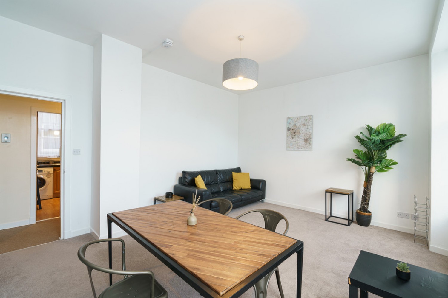 Schoolhill - Flat F, Aberdeen