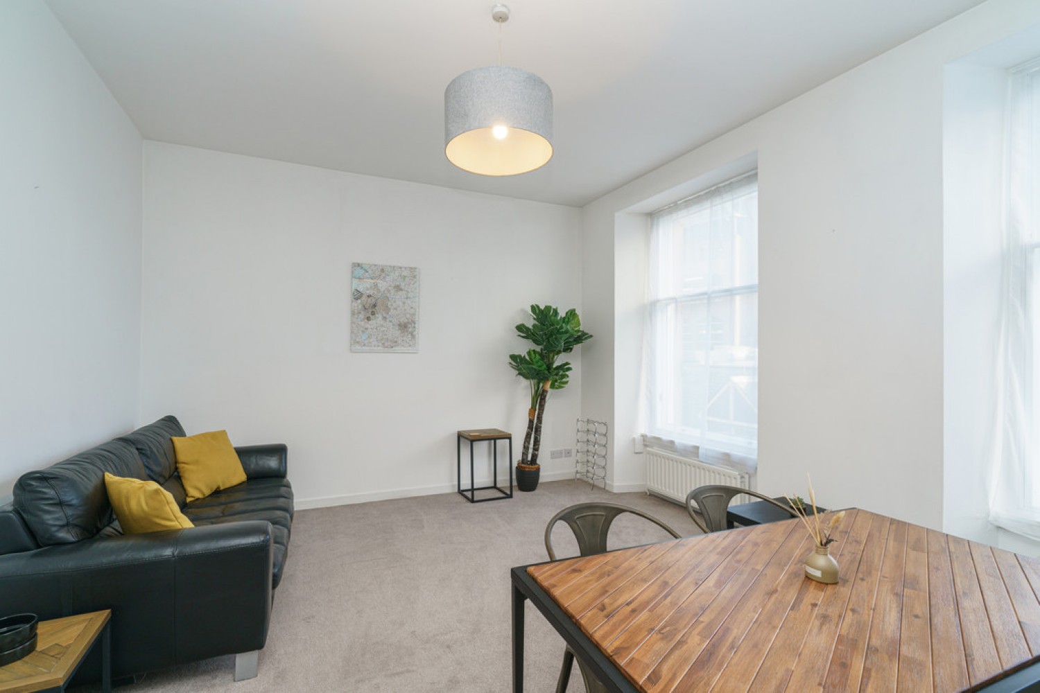 Schoolhill - Flat F, Aberdeen