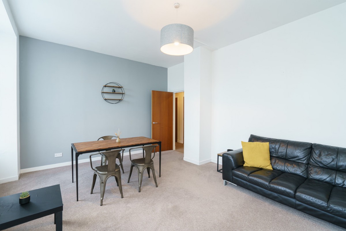 Schoolhill - Flat F, Aberdeen