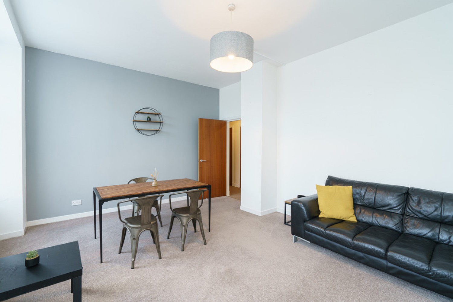 Schoolhill - Flat F, Aberdeen