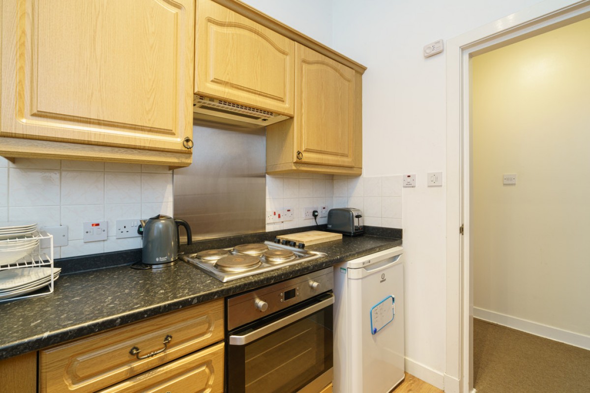 Schoolhill - Flat F, Aberdeen