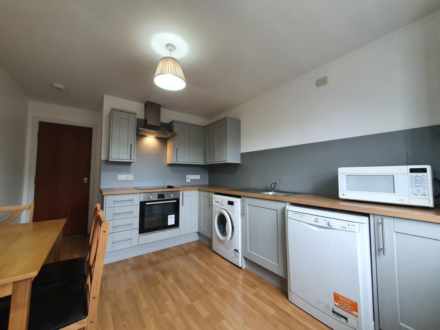 2 bedroom Flat for Letting Mountview Gardens, Aberdeen