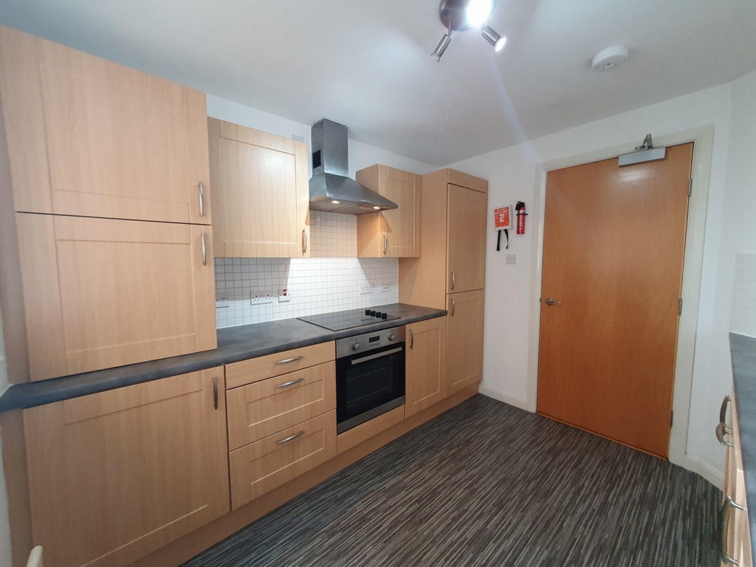 3 bedroom Flat for Letting Bannermill Place, Aberdeen