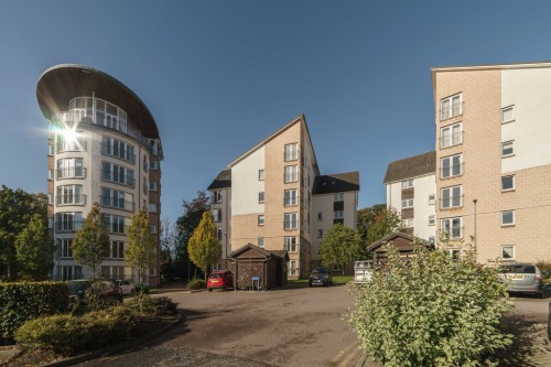 Shaw Crescent, Aberdeen
