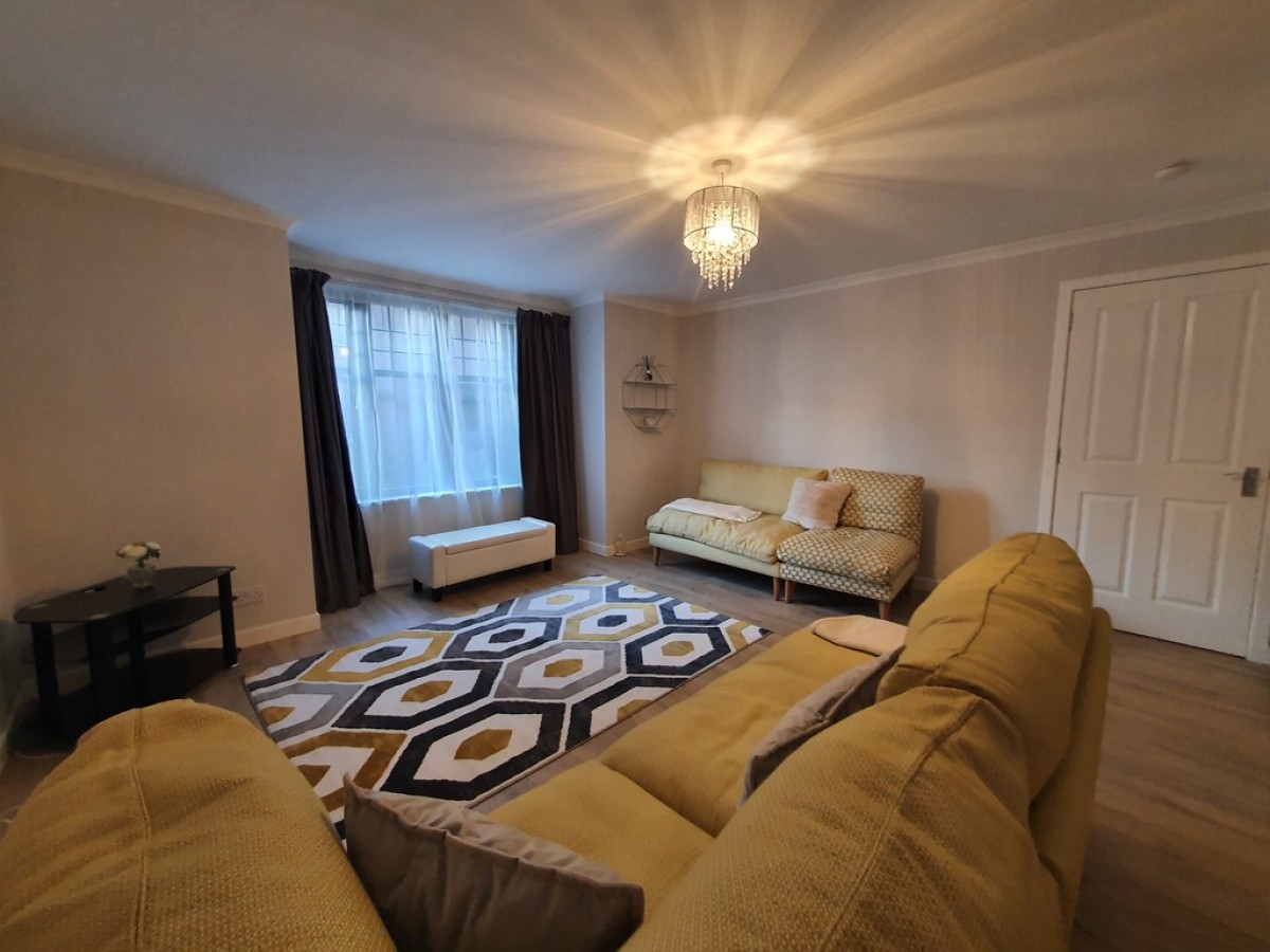 Netherby Road Flat 1, Cults, Aberdeen