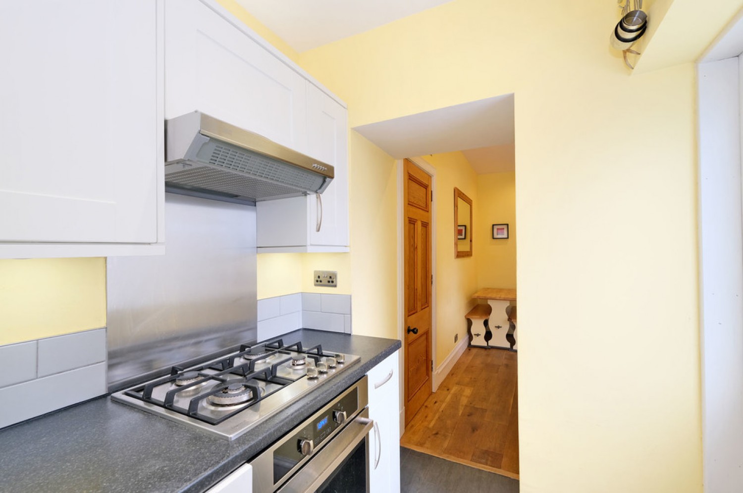 1 bedroom Flat for Letting Elmfield Avenue, Aberdeen