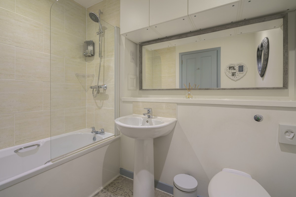 Market Street Flat 1, Aberdeen, Aberdeen