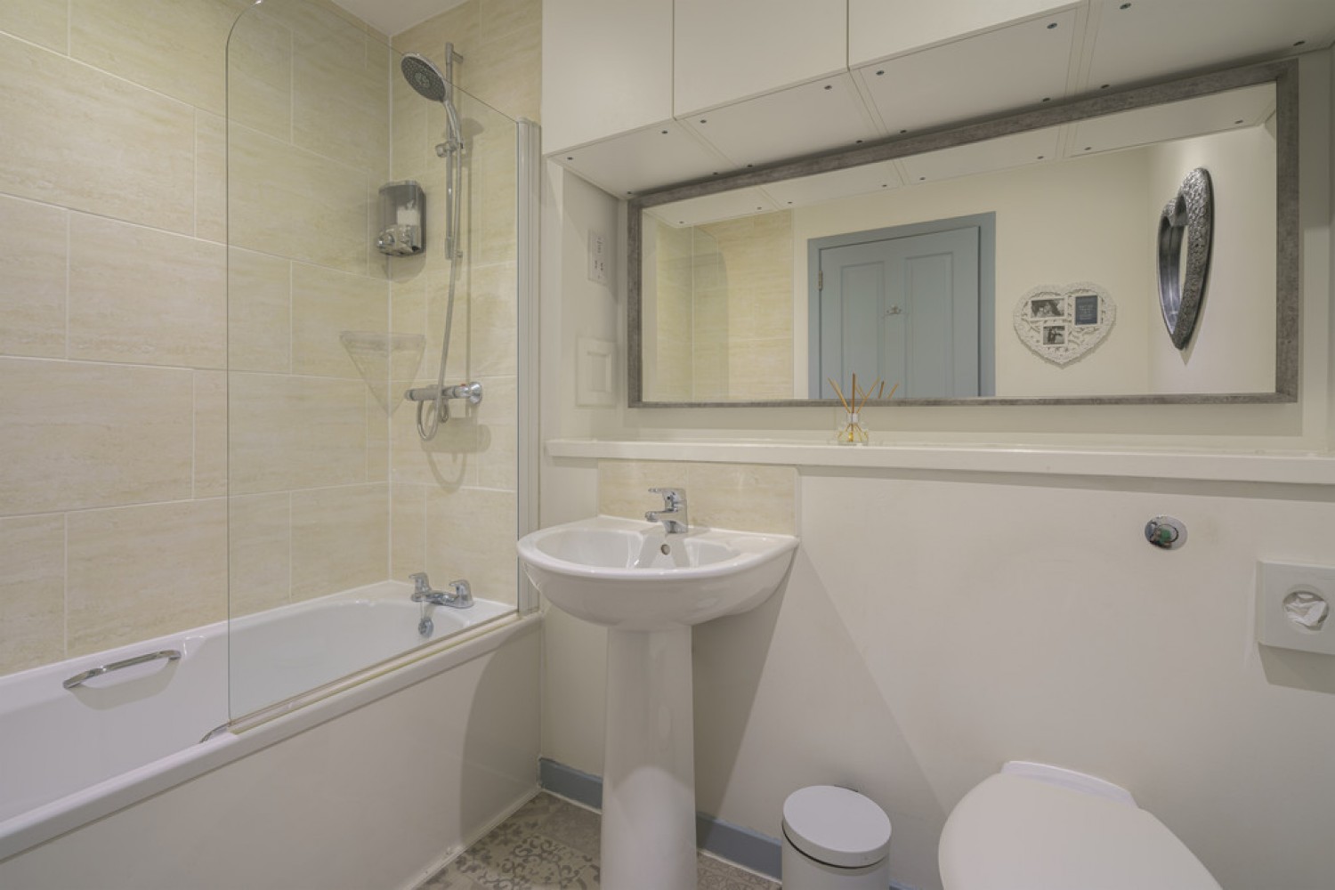 Market Street Flat 1, Aberdeen, Aberdeen