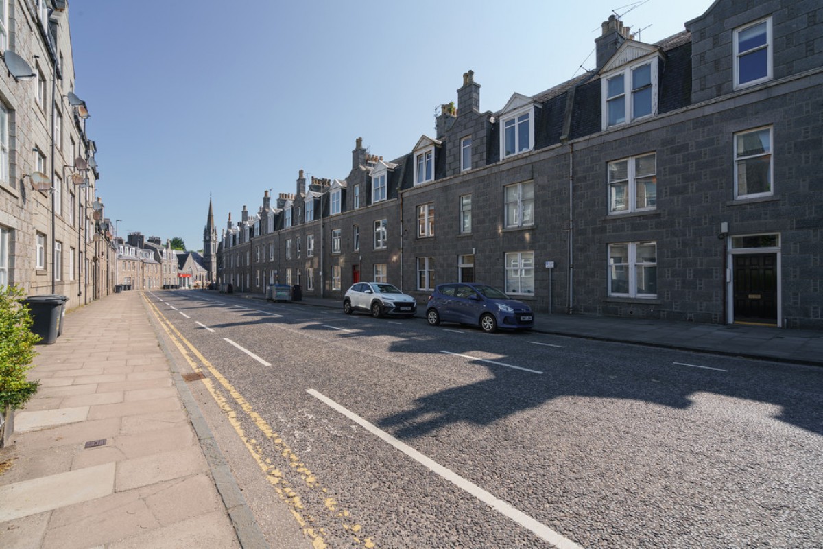 Great Western Road First Floor, Aberdeen