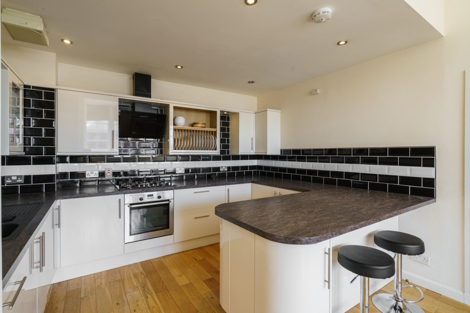 2 bedroom Flat for Letting 28D Crown Street