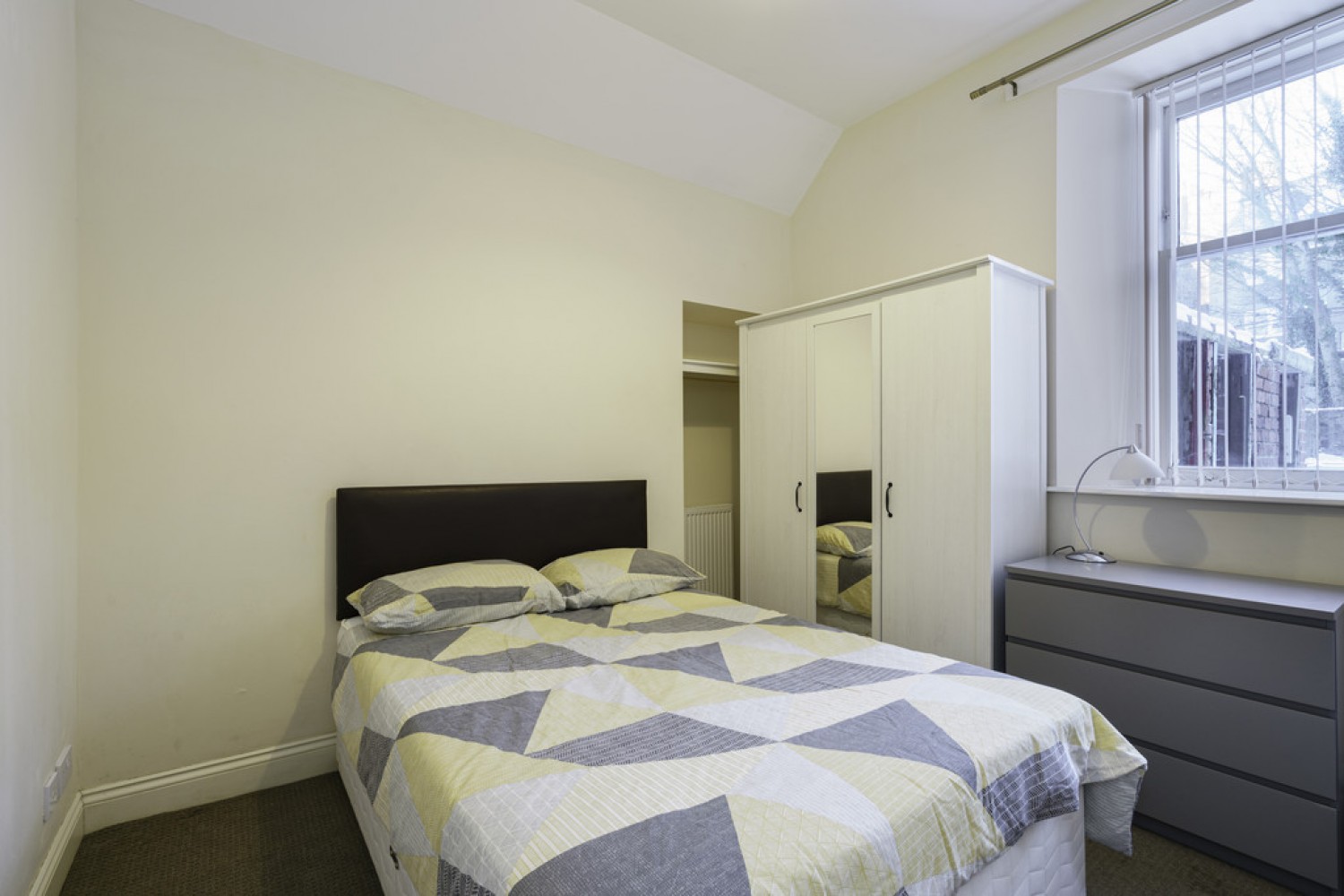 Menzies Road Flat A, Aberdeen