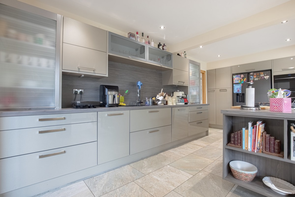 Cairnlee Avenue East, Cults, Aberdeen