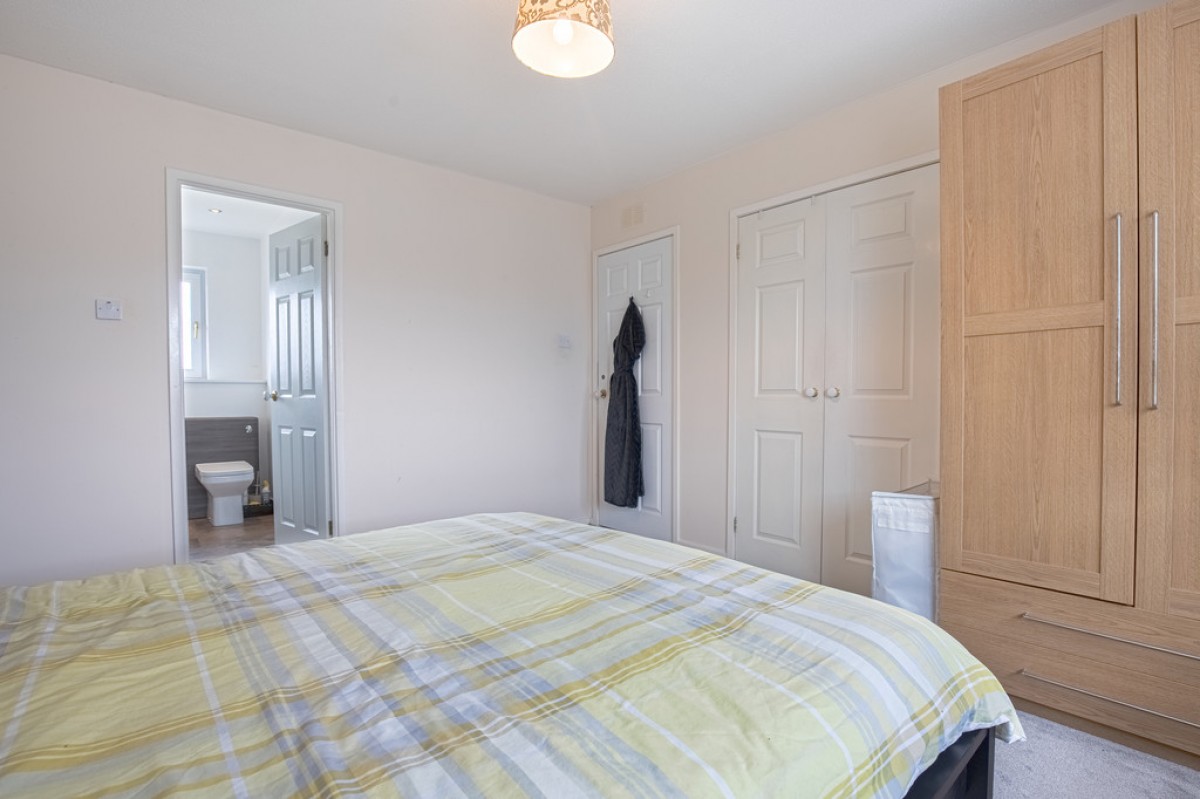 Cairnlee Avenue East, Cults, Aberdeen