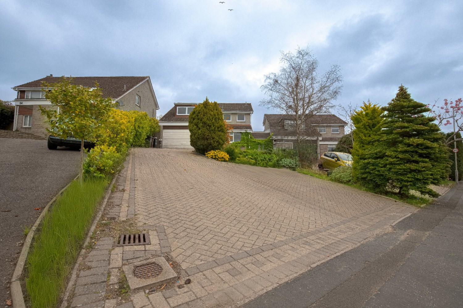 Cairnlee Avenue East, Cults, Aberdeen