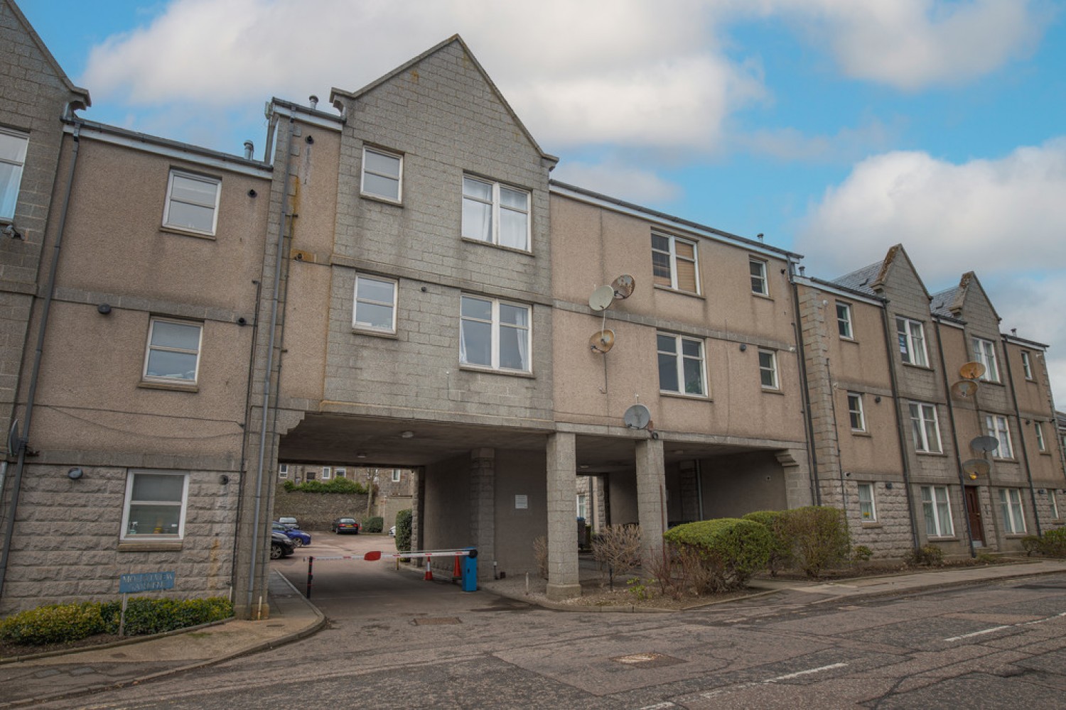 2 bedroom Flat for Sale Mountview Gardens, Aberdeen