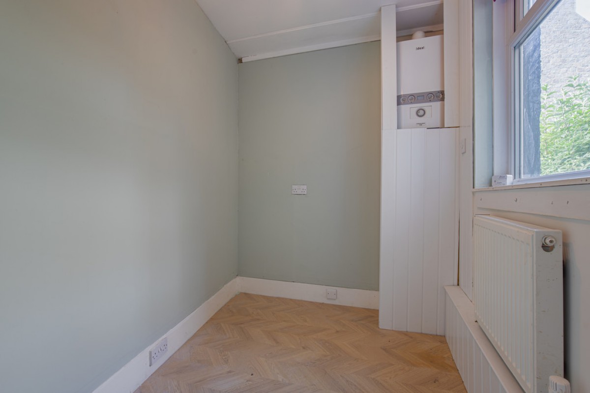 Esslemont Avenue GFL, Aberdeen