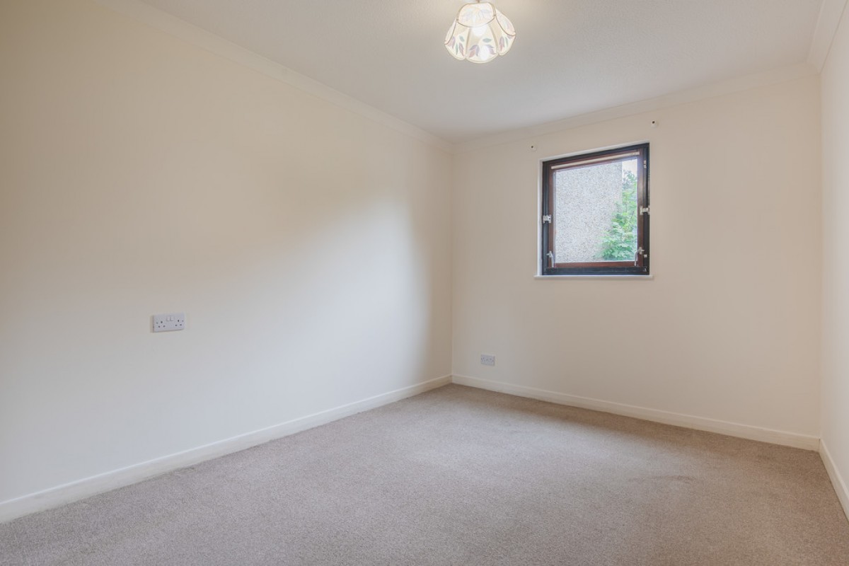 Crombie Close, Westhill