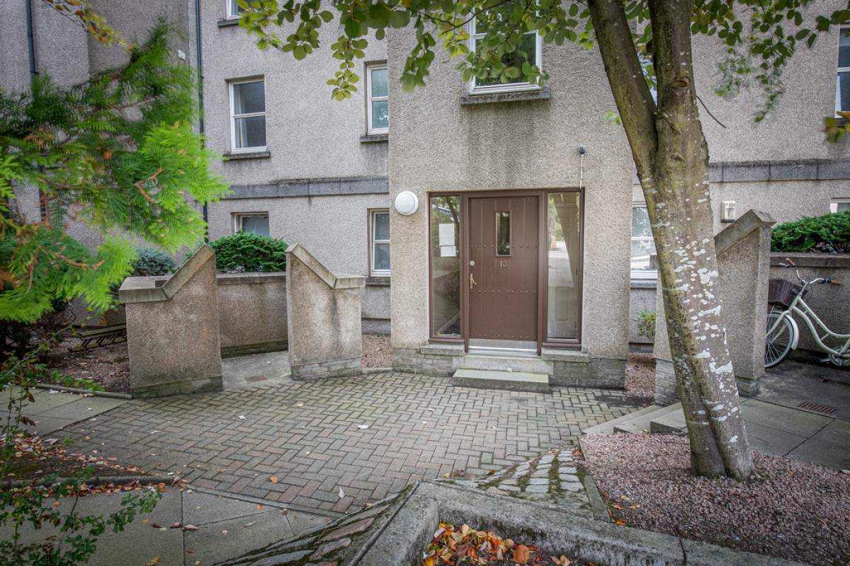 Berry Street Flat H , Aberdeen