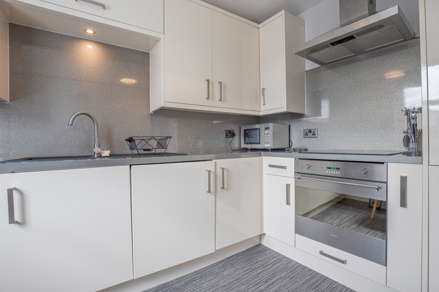 Berry Street Flat H , Aberdeen