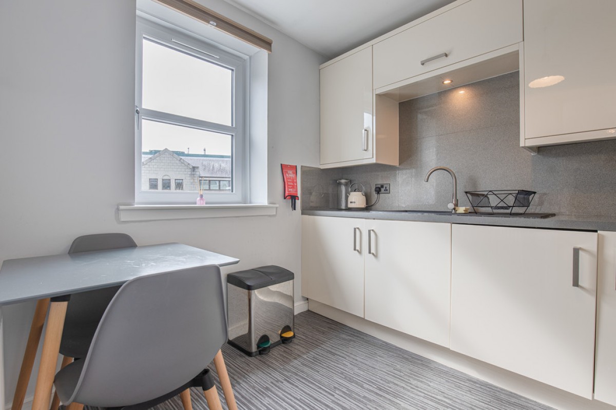 Berry Street Flat H , Aberdeen