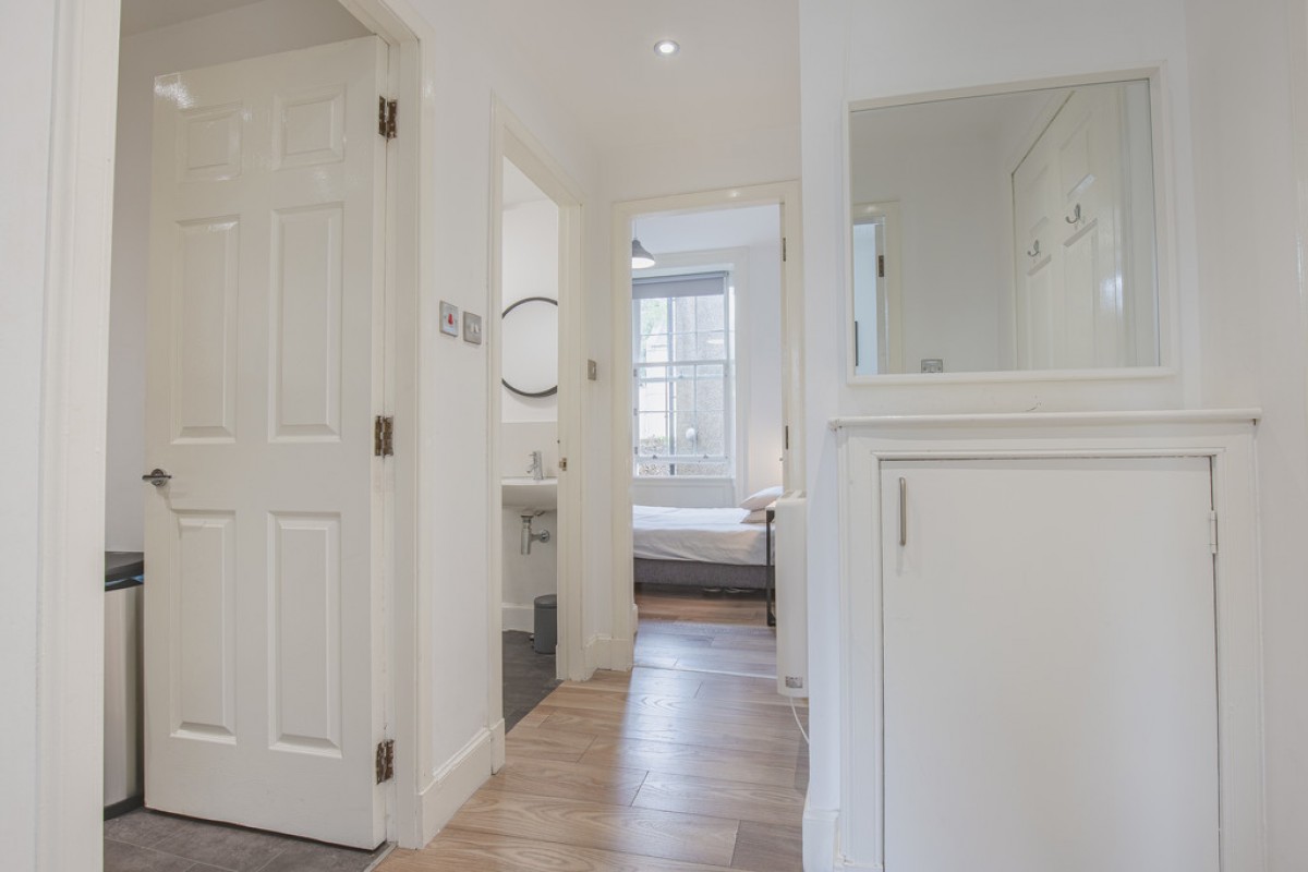 Crown Street Flat C, Aberdeen