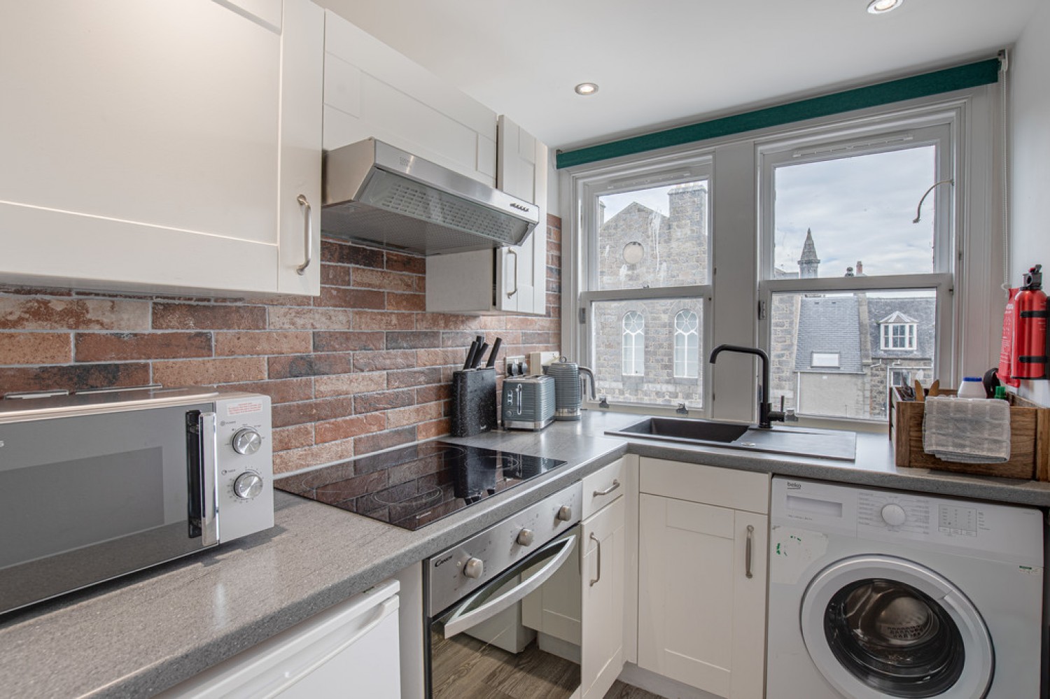 Crown Street Flat D, Aberdeen