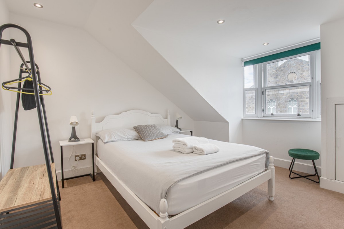 Crown Street Flat D, Aberdeen