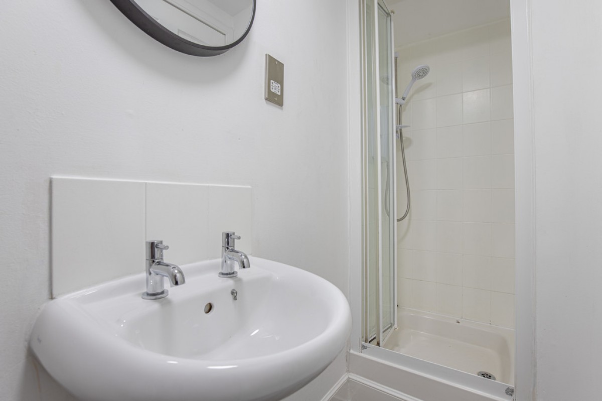 Crown Street Flat D, Aberdeen
