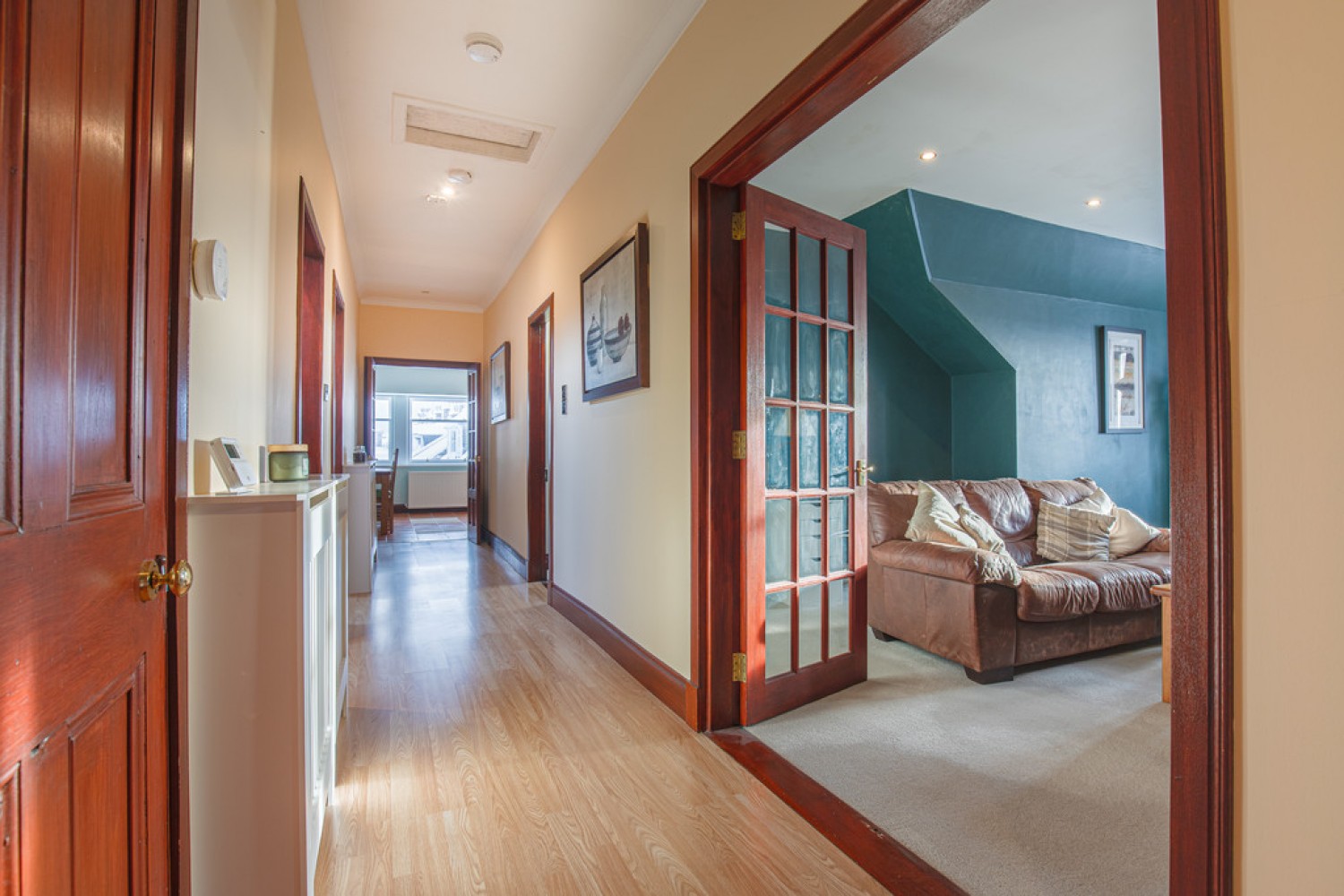 2 bedroom Flat in Hamilton Place, Aberdeen