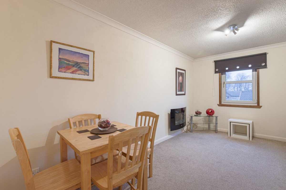 Hutcheon Low Place, Aberdeen