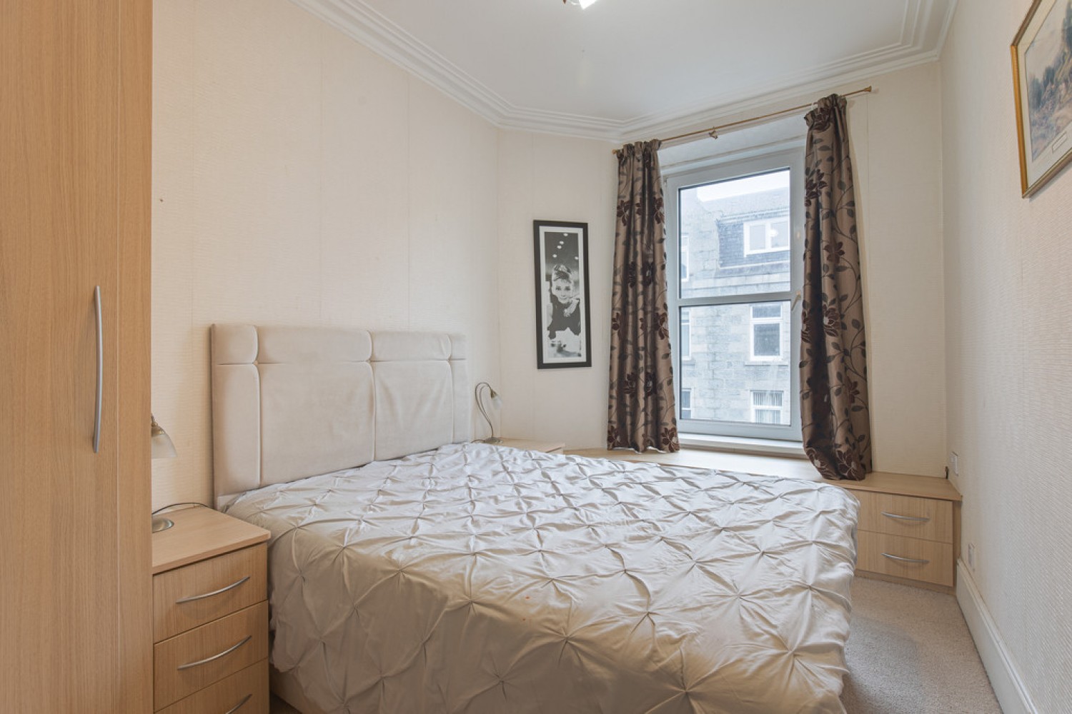 2 bedroom Flat for Letting Esslemont Avenue, Aberdeen