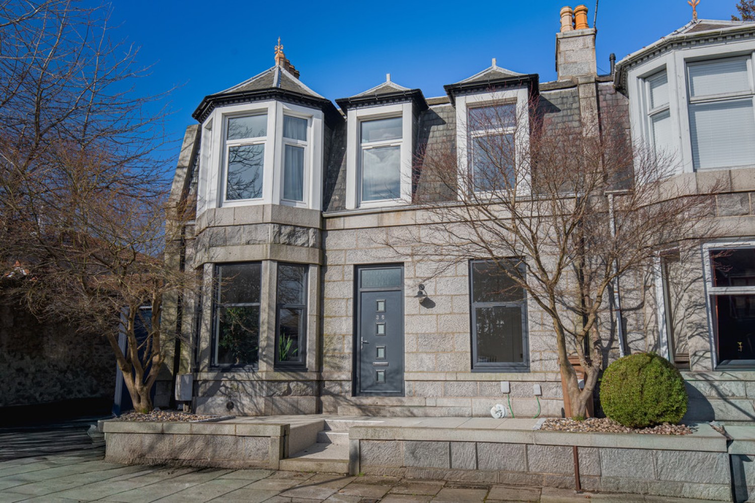 2 bedroom Flat for Letting Cedar Place, Aberdeen