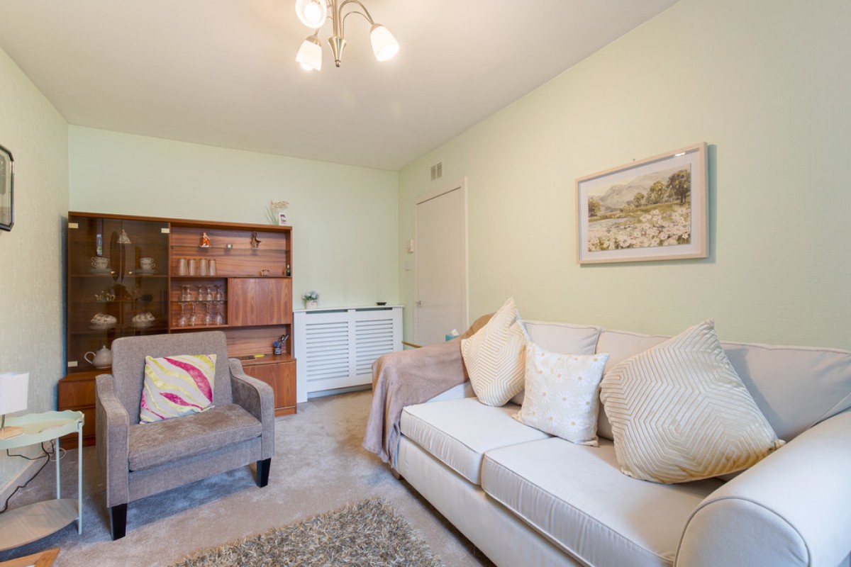 Raeden Place, Aberdeen